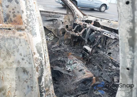 2010 Chevrolet Equinox Ls z USA, uszkodzony, nr VIN 2CNALBEW4A6400877